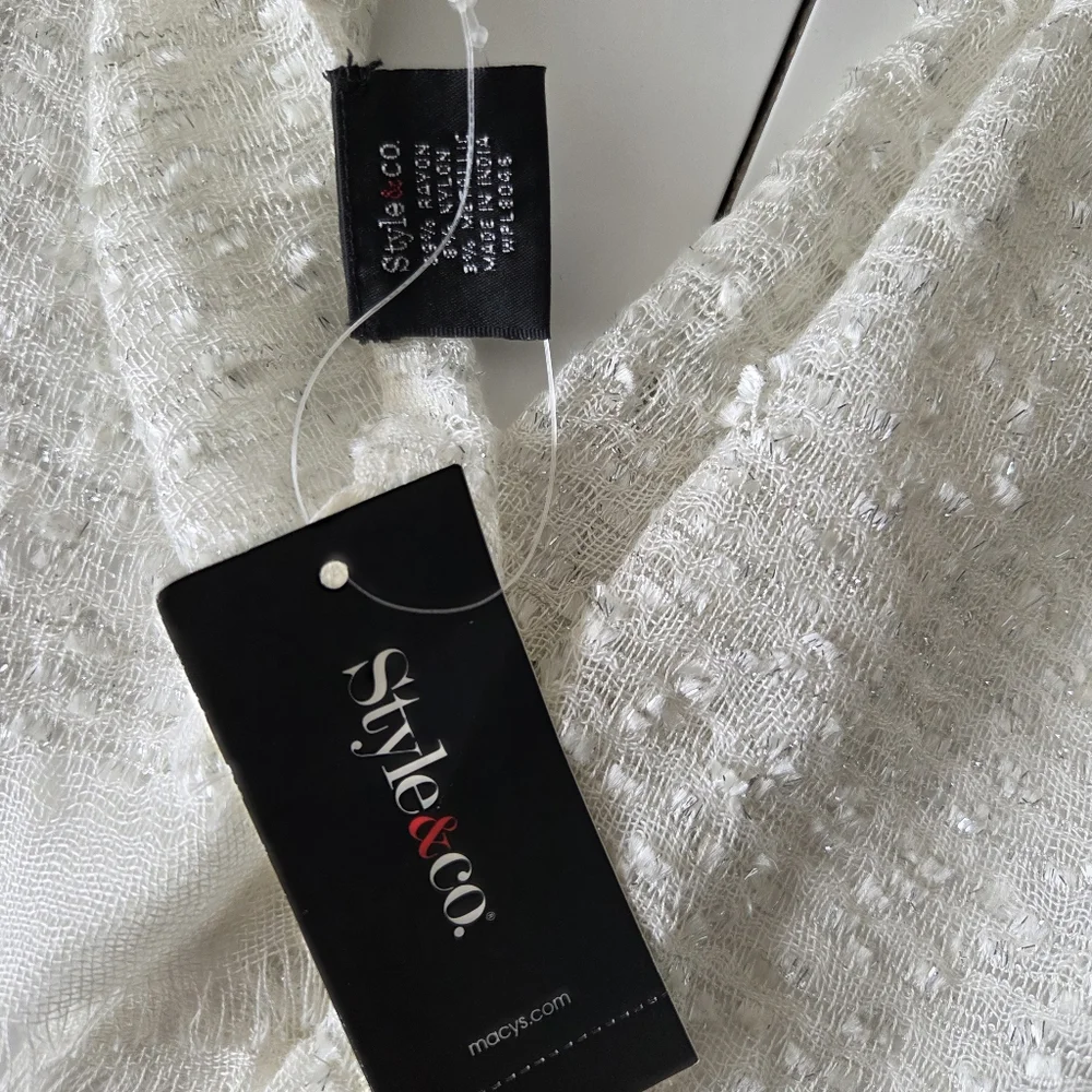 NWT Style & Co Textured Metallic Ivory White Silver Sheer Gauze‎ Scarf 25×80 In